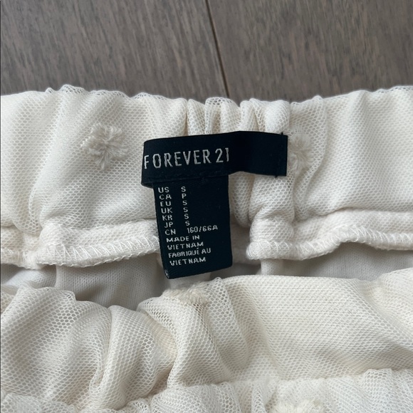 Forever 21 Cream Lace Mini Skirt - Picture 2 of 6